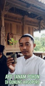 Seringnya terjadi bencana banjir tokoh masyarakat fatihul ulum bersama masyarakat menanam pohon di lahan kritis