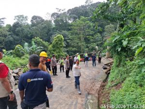 Hujan Deras Picu Longsor di Tiga Titik Ungaran, Warga Sempat Panik