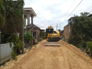 Swadaya Warga Undaan Perbaiki Jalan Rawan Banjir, Targetkan Tinggi Urukan 80 Sentimeter
