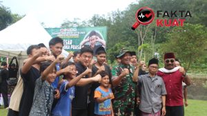 TNI Bangun Karakter Generasi Muda, Dandim 0709/Kebumen Motivasi Santri di Buka Puasa Bersama TMMD Ke-127