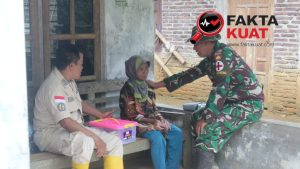 Merawat Raga, Menjaga Asa: Pengabdian Prajurit Kesehatan Berikan Harapan dan Pengobatan Bagi Warga Somagede