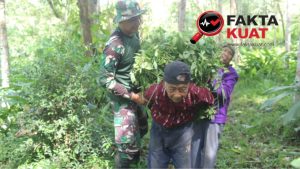 Di Antara Beton dan Ilalang, Prajurit Menyulam Kasih di Jalan Desa