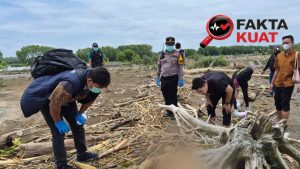 Mayat Tanpa Identitas di Pantai Glagah Wangi Demak, Polisi : Jika Mengenali Ciri-cirinya Segera Hubungi 110