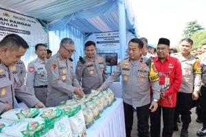 Wakapolda Banten Tinjau Gerakan Pangan Murah Polri Serentak di Banten