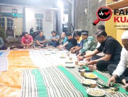 Suasana rapat koordinasi kegiatan Ruwatan Tanjakan Silayur di RW 04 Silayur Lawas Duwet Kelurahan Bringin, Ngaliyan.