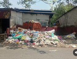 Tumpukan Sampah Mengganggu Warga, TPS Kadilangu Jadi Sorotan