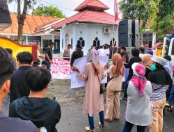 Massa Kepung PN Palopo, Desak Ketua Pengadilan Turun Tangan soal Sengketa Tanah