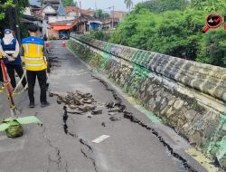 Percepat Penanganan Jalan Amblas Kalibanteng Kulon, Pemkot Semarang Perkuat Koordinasi Lintas Kewenangan