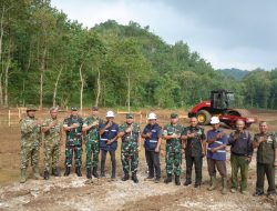 Akselerasi Kesiapan Pangkalan dan Ekonomi Desa, Kasdam IV/Diponegoro Tinjau Pembangunan Yon TP dan KDKMP