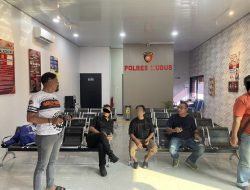 Polres Kudus Amankan Penyebar Hoaks Teror Pocong, Pelaku Akui Cari Keuntungan Konten