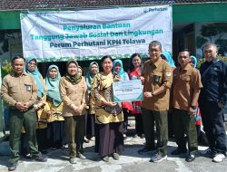 Perhutani KPH Telawa Serahkan Bantuan TJSL untuk Dukungan Pendidikan Anak TK Tunas Rimba I Juwangi