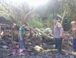 Rumah Kayu Jati di Kedungtuban Terbakar Diduga Akibat Korsleting Listrik