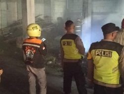 Kebakaran Garasi Bus Putra Baru Group Berhasil Dipadamkan, Polisi Lakukan Penyelidikan