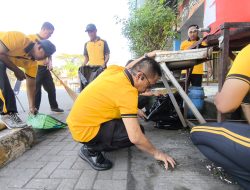 Sambut Hari Bhayangkara Ke-80, Polres Kudus Hijaukan Terminal Jati dan Salurkan 100 Paket Bansos