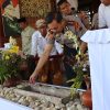 Hari Bhayangkara ke-80, Kapolres Kudus Resmikan Sumur di Makam Mbah Gareng Undaan