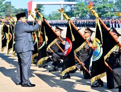 Kado Hari Bhayangkara ke-80, Polda Jateng Raih Penghargaan Tanda Kehormatan Nugraha Sakanti dari Presiden RI