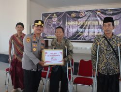 Polres Demak Serahkan Empat Kaki Palsu kepada Penyandang Disabilitas pada Hari Bhayangkara Ke-80