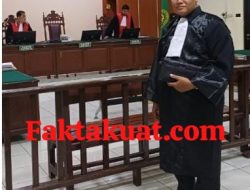 Raditya Ega Lolos Dari Tuntutan 2 Tahun Penjara & Divonis Bebas Bersyarat di PN Demak Di Ruang Sidang Pecah Tangis & Sujud Syukur