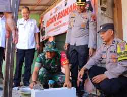 HUT Bhayangkara ke-80, Polres Kendal Bedah Dua Rumah Warga di Kangkung dan Pegandon