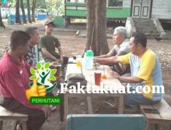 Perum Perhutani KPH Semarang Gelar Kegiatan Jum’at Bersih