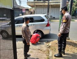 Respon Cepat Layanan 110 Polres Jepara Tuai Apresiasi, Hanya 5 Menit Petugas Datang Bantu Pengendara Alami Ban Bocor