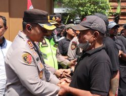 Massa Gelar Aksi Damai di DPRD Kudus, Kapolres Apresiasi Penyampaian Aspirasi yang Tertib