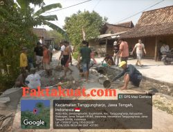 H Dwi Oyong Tokoh Besar Masyarakat Desa Sugihmanik – Tanggungharjo Berikan Bantuan Perbaikan Gorong – Gorong Demi Warga Sugihmanik