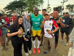 Bapak H Dwi Oyong Bakal Calon Kepala Desa Sugihmanik Support Turnamen Sepak Bola Sugihmanik Cup U-34 Sampai Final