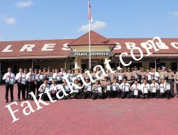 Kapolres Grobogan Beri Penghargaan (Reward) Kepada 35 Anggotanya Yang Dedikasi Tinggi & Kinerja Terbaik