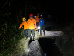 Pecinta Reptil Jatuh ke Jurang 40 Meter di Curug Lawe, Berhasil Dievakuasi Tim SAR