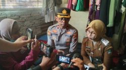 Kapolsek Jebres Beri Dukungan kepada Keluarga Guntur, Korban Kapal Virgo Surabaya-Banjarmasin